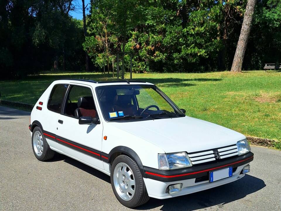 Image 7/14 of Peugeot 205 GTi 1.9 (1989)