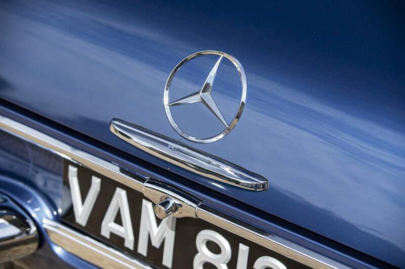 Image 22/44 de Mercedes-Benz 230 SL (1966)