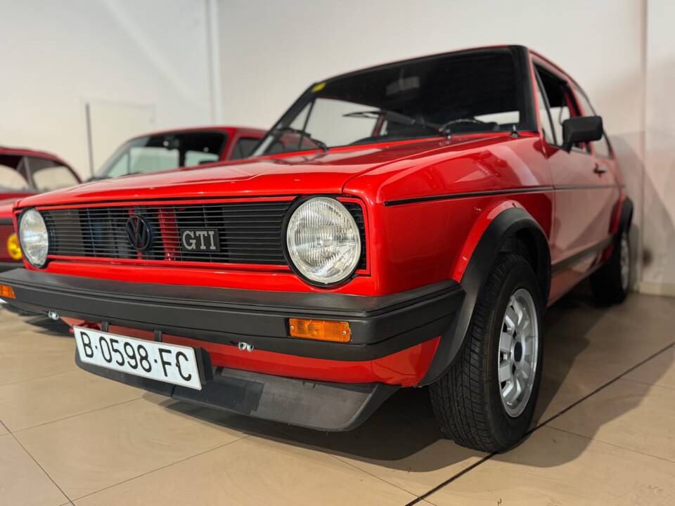 Immagine 1/34 di Volkswagen Golf I GTI 1.6 (1982)