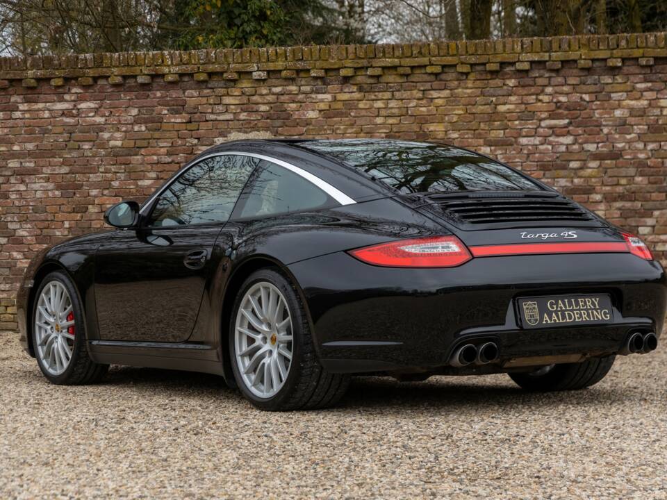 Afbeelding 2/50 van Porsche 911 Targa 4S (2009)