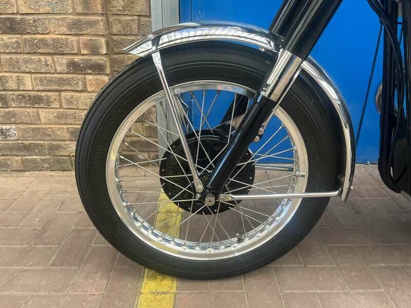 Imagen 5/19 de BSA DUMMY (1953)