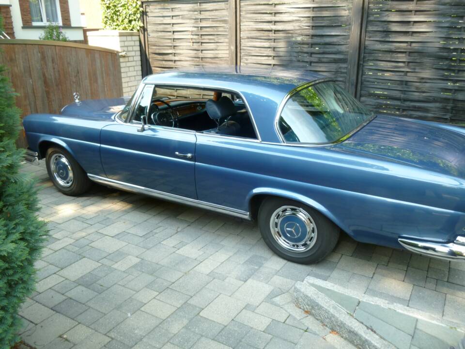 Afbeelding 14/32 van Mercedes-Benz 280 SE (1969)