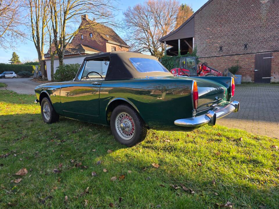 Image 24/42 of Sunbeam Alpine Mk IV (1964)