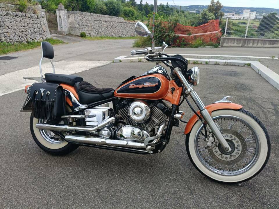 Image 16/50 of Yamaha XVS 650 Drag Star (1997)