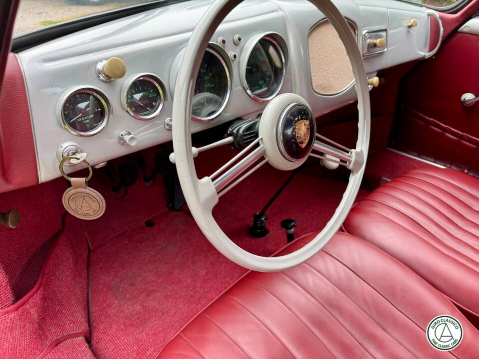Image 13/24 of Porsche 356 1500 (1955)