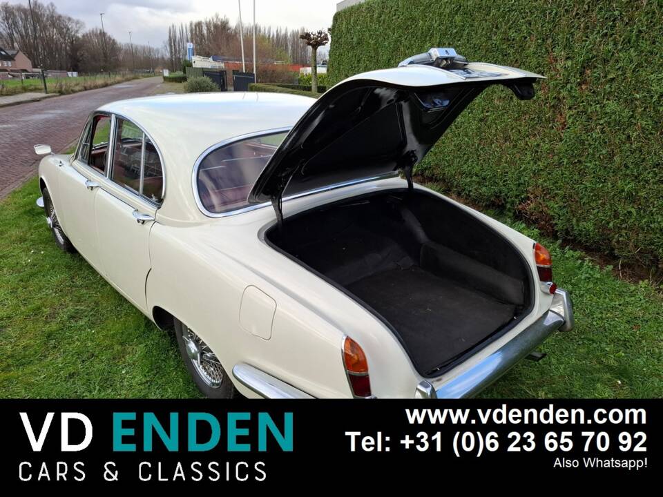 Bild 49/66 von Jaguar S-Type 3.4 (1964)