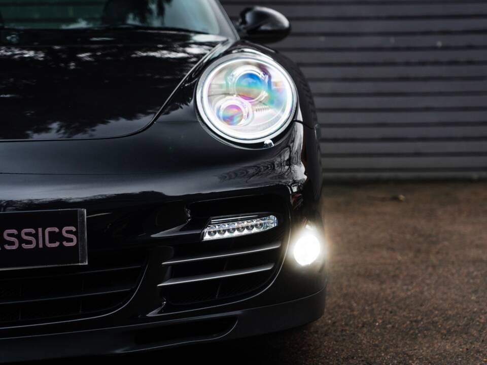 Bild 17/57 von Porsche 911 Turbo (2011)