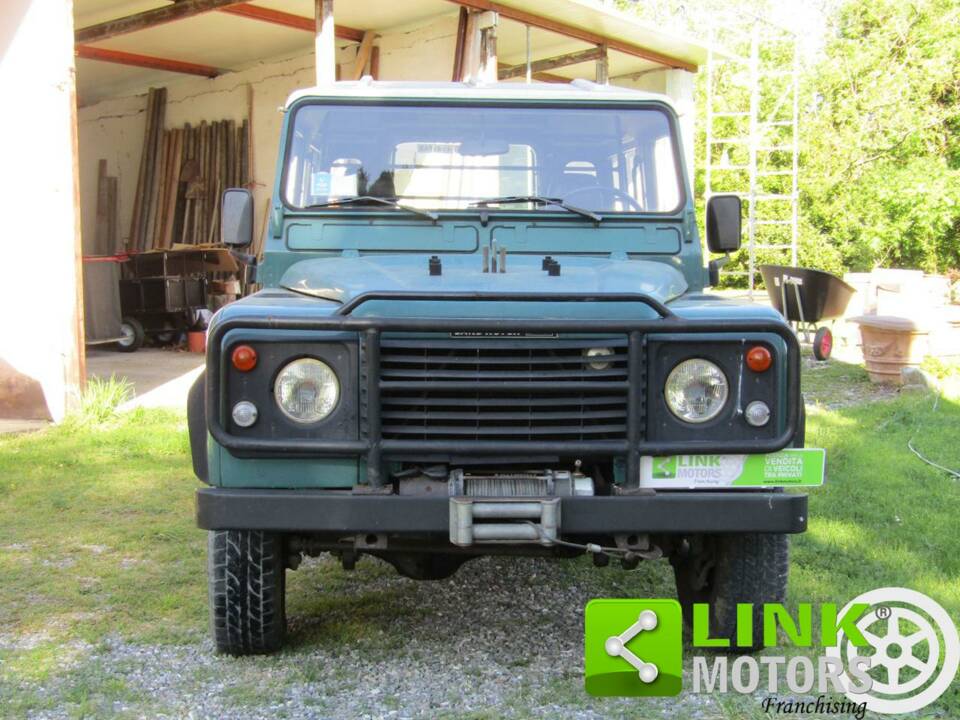 Image 3/10 of Land Rover 90 (1987)