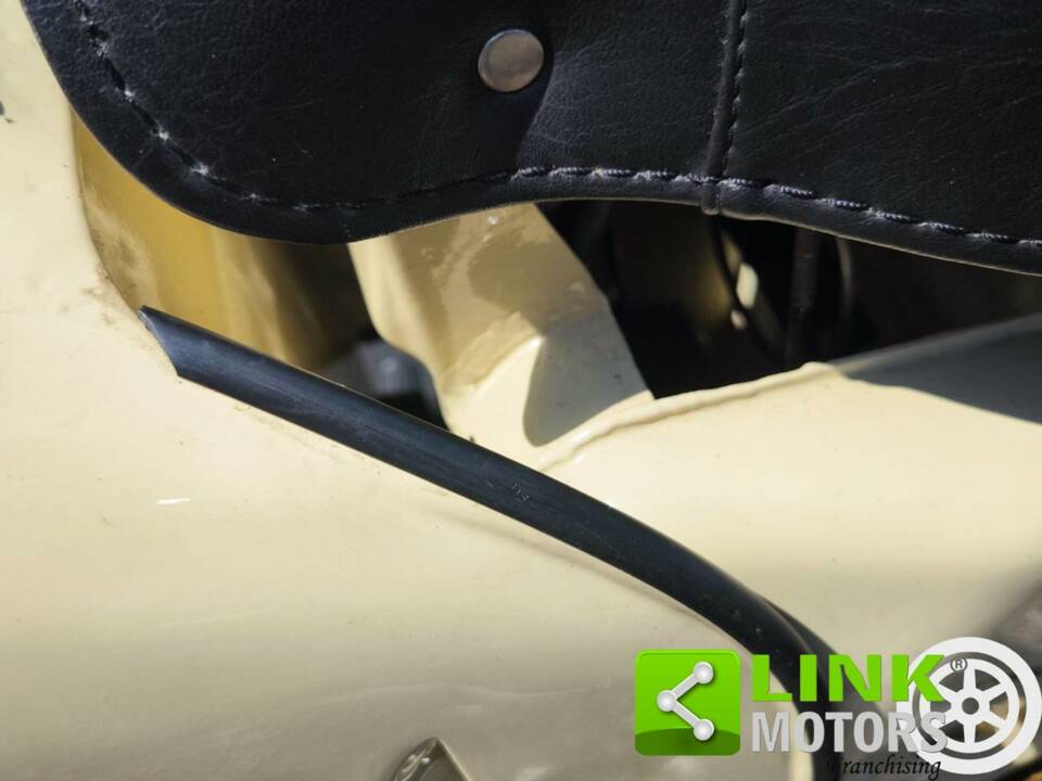 Bild 7/10 von Moto Guzzi DUMMY (1957)