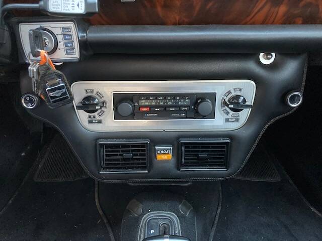 Image 13/20 de Panther De Ville Saloon (1979)