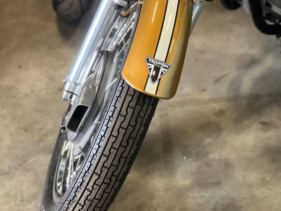 Bild 25/50 von Triumph DUMMY (1972)