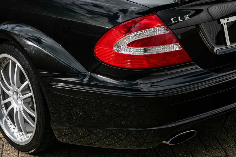 Image 20/50 of Mercedes-Benz CLK DTM AMG (2004)