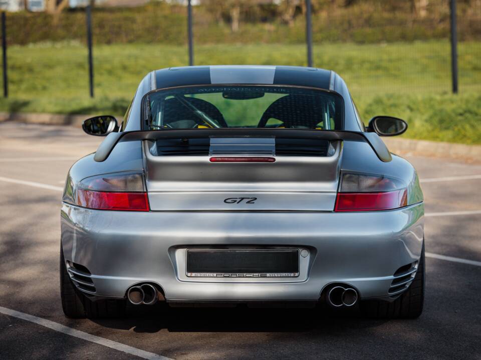 Bild 11/50 von Porsche 911 GT2 (2002)