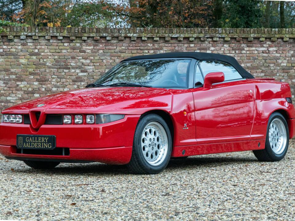Bild 45/50 von Alfa Romeo RZ (1995)
