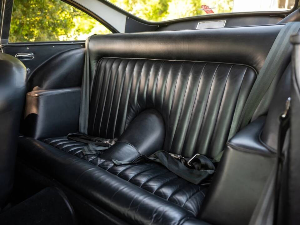 Afbeelding 38/76 van Aston Martin DB 4 (1961)