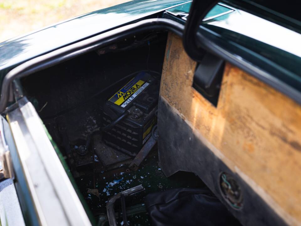Bild 35/37 von Aston Martin V8 Volante (1979)