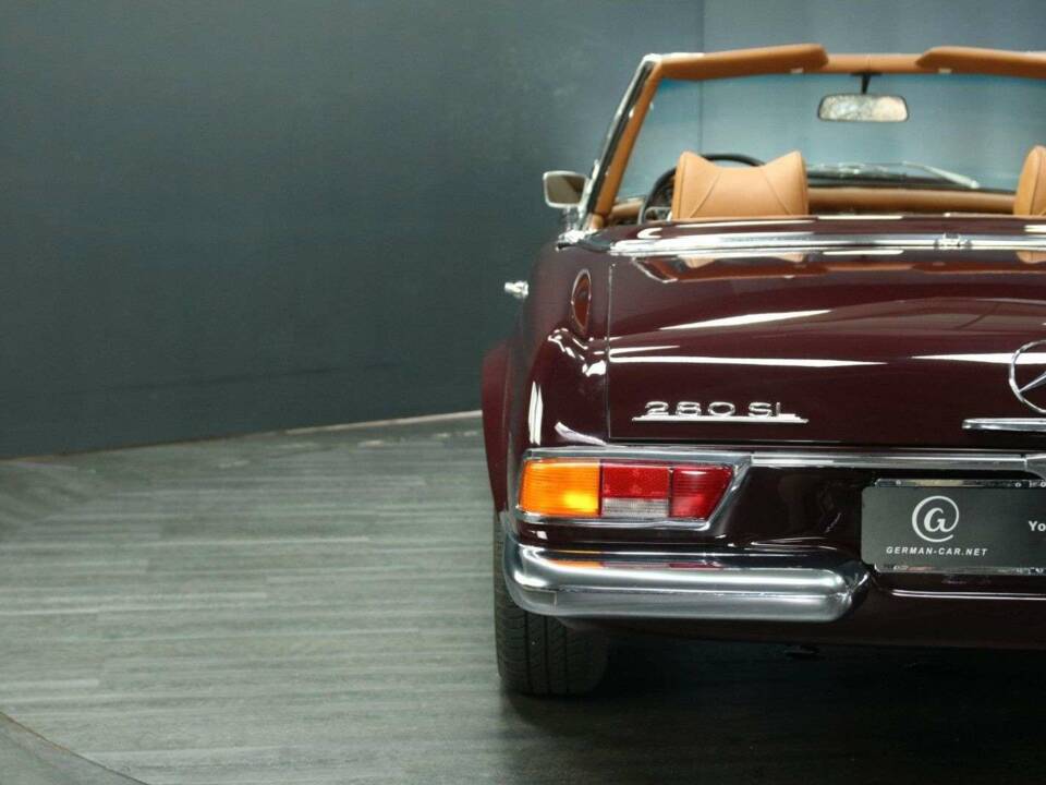 Bild 24/50 von Mercedes-Benz 280 SL (1971)