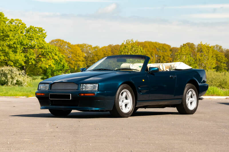 Image 1/50 of Aston Martin Virage Volante (1993)
