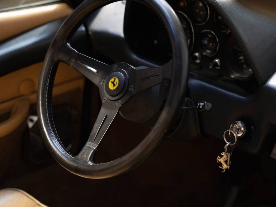 Bild 59/85 von Ferrari 308 GTSi Quattrovalvole (1985)