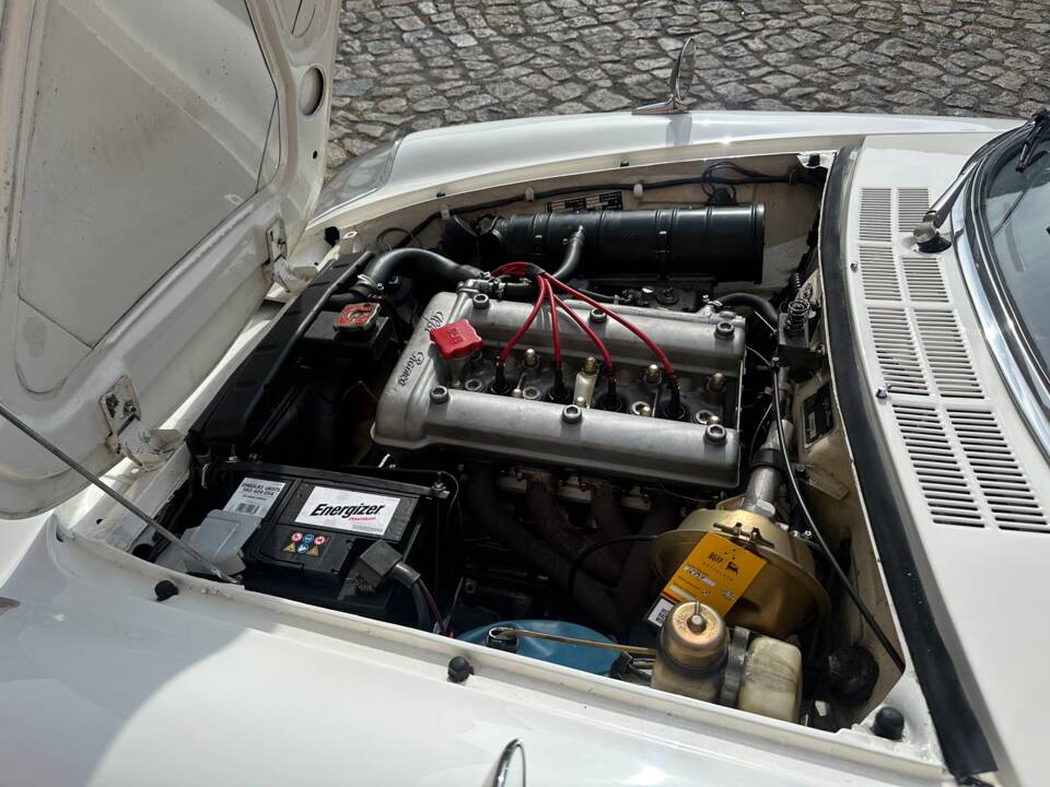 Image 59/63 of Alfa Romeo Spider 1300 Junior (1970)