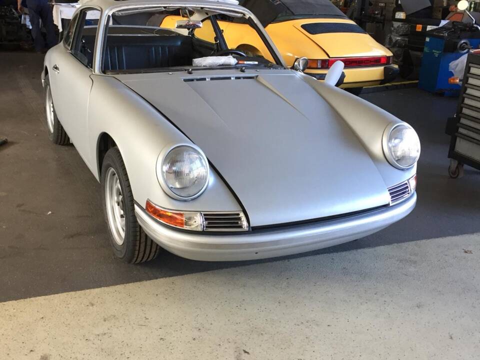 Bild 57/99 von Porsche 911 Carrera 3.2 (1983)