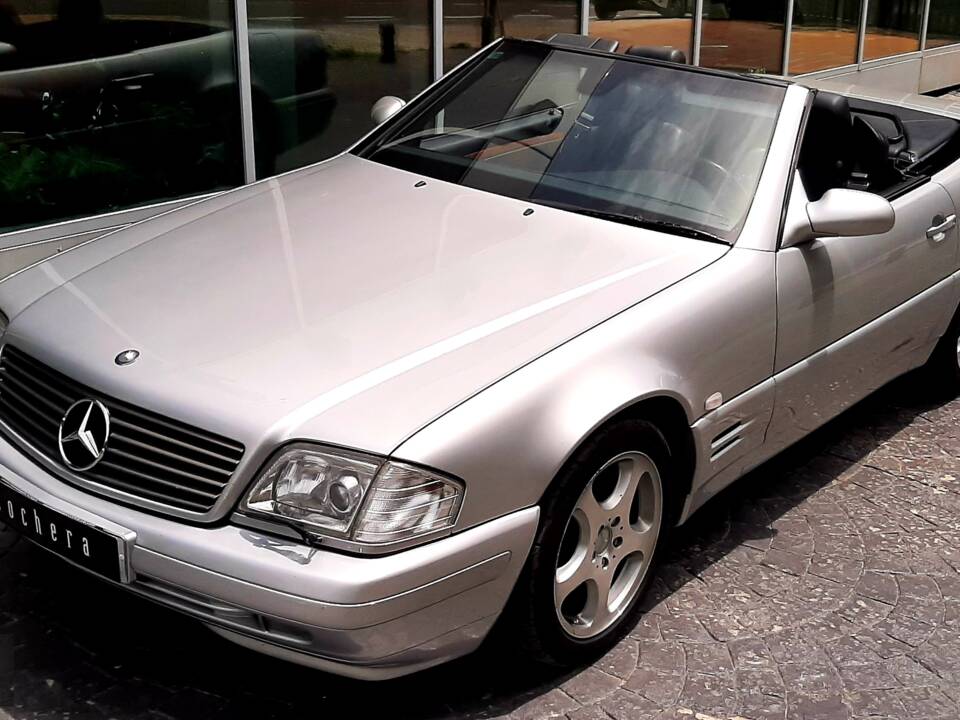 Image 5/19 of Mercedes-Benz SL 500 (2000)