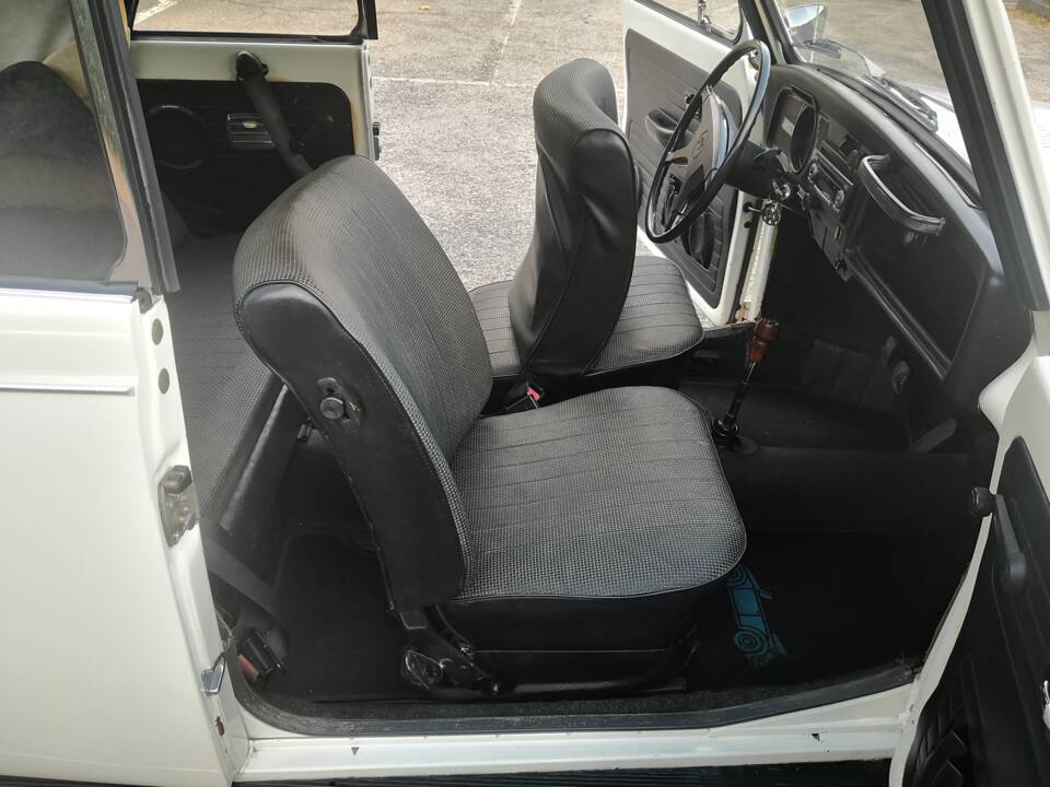 Bild 51/160 von Volkswagen Käfer 1300 (1971)