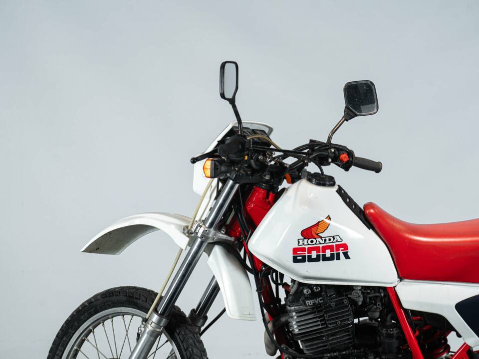 Bild 21/50 von Honda DUMMY (1985)