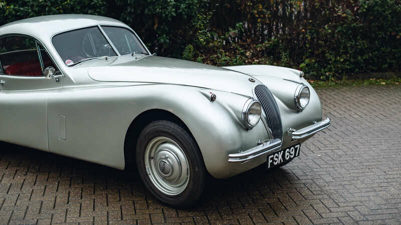 Immagine 28/43 di Jaguar XK 120 FHC (1952)