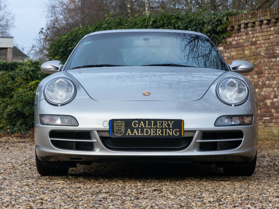 Image 5/50 of Porsche 911 Carrera (2007)
