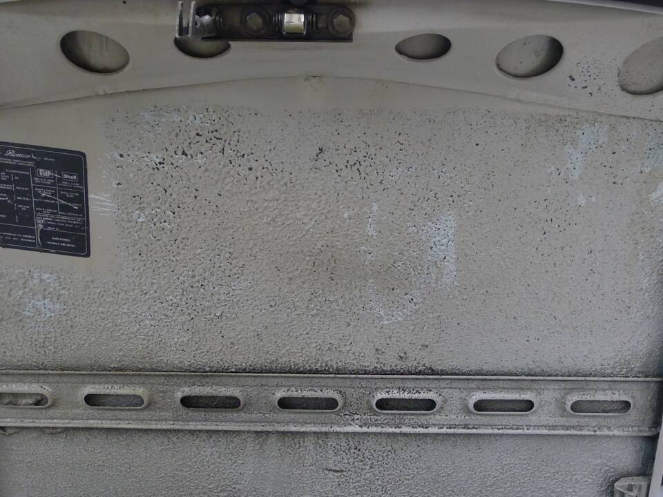 Image 12/34 of Alfa Romeo Giulia Nuova Super 1600 (1974)