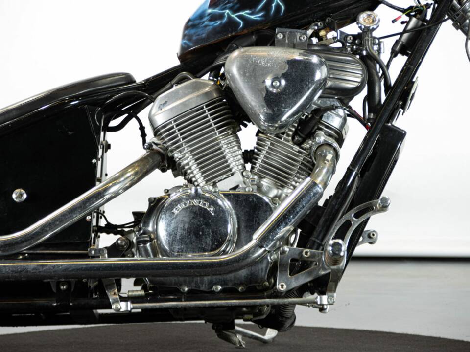 Image 42/50 of Honda VT 600C Shadow (1991)