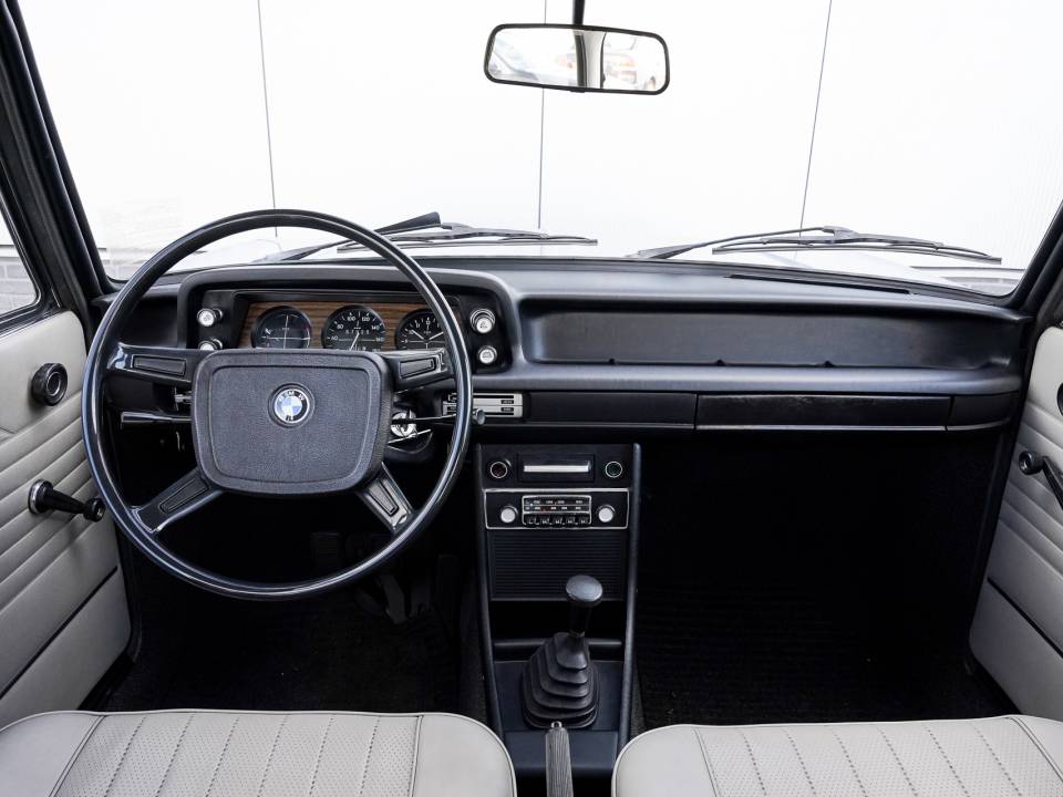 Bild 3/27 von BMW 2002 (1974)