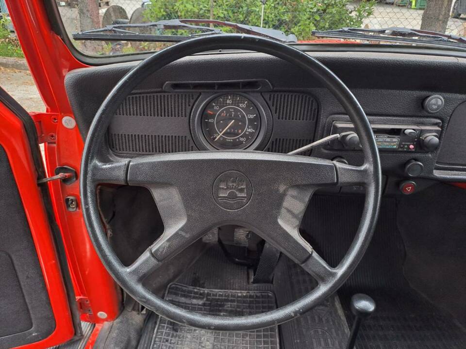 Immagine 9/33 di Volkswagen Beetle 1200 L (1980)
