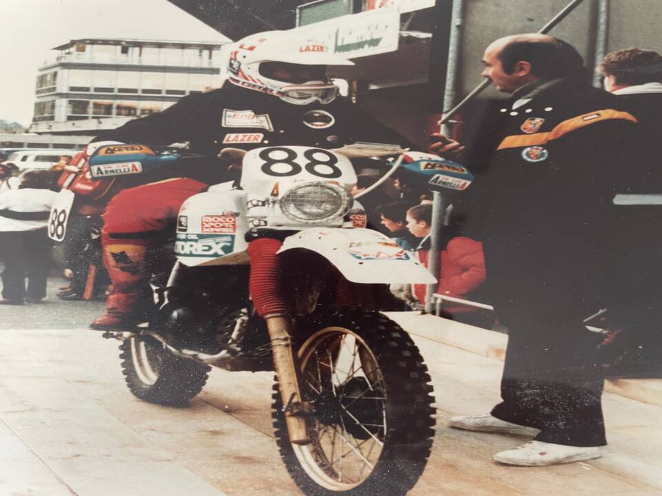 Vorstadt in Genf Paris Alger Dakar 1985