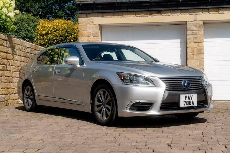 Immagine 8/50 di Lexus LS 600h L (2013)