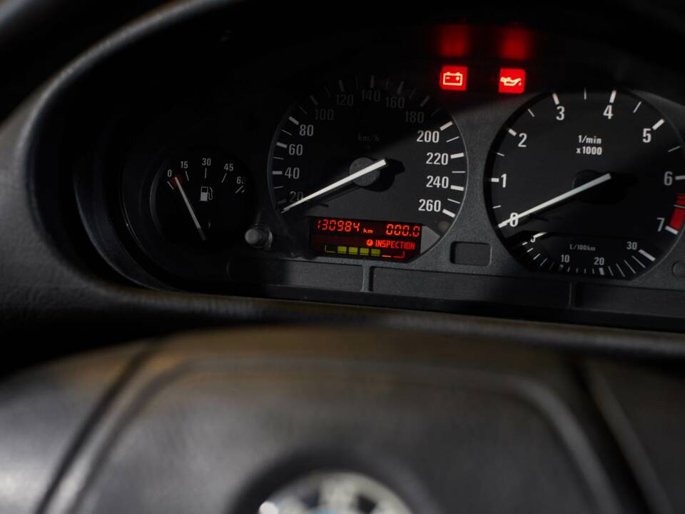 Immagine 23/27 di BMW 328i (1995)