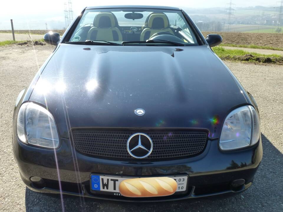 Image 8/53 of Mercedes-Benz SLK 230 Kompressor (1999)