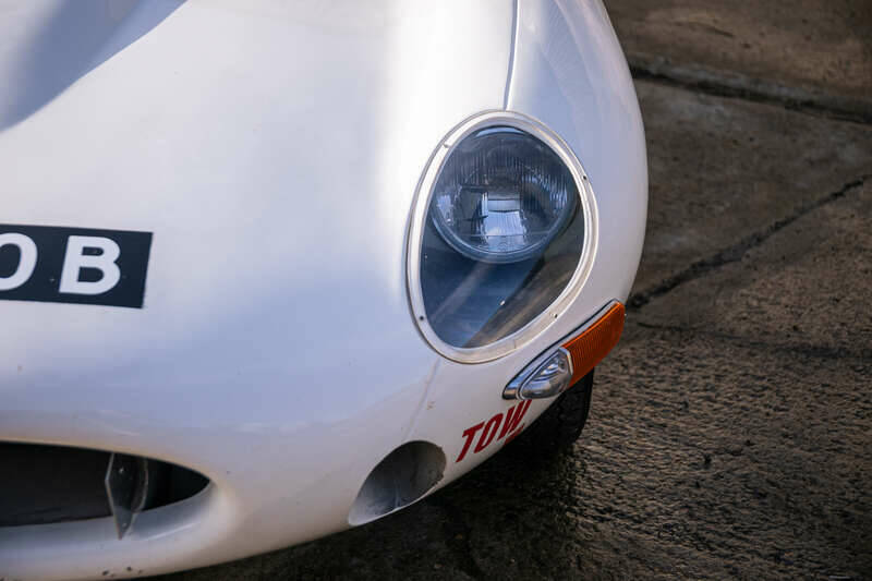 Bild 43/50 von Jaguar E-Type 4.2 (1964)