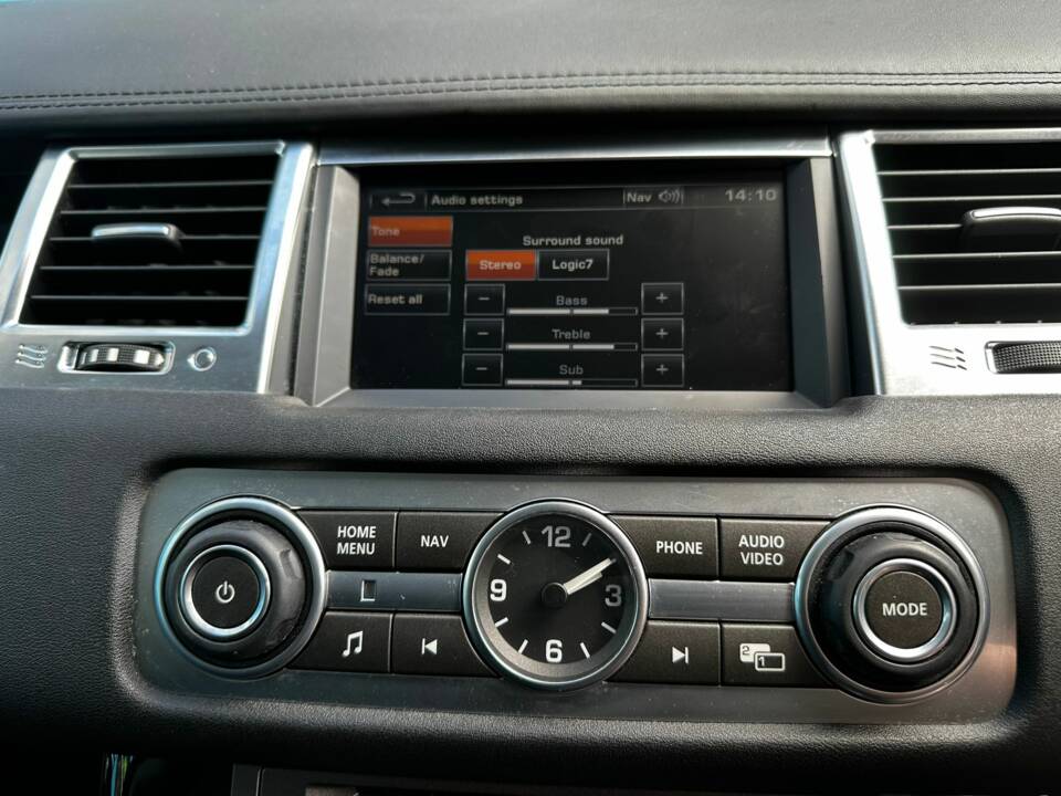 Bild 76/77 von Land Rover Range Rover Sport SDV6 (2013)
