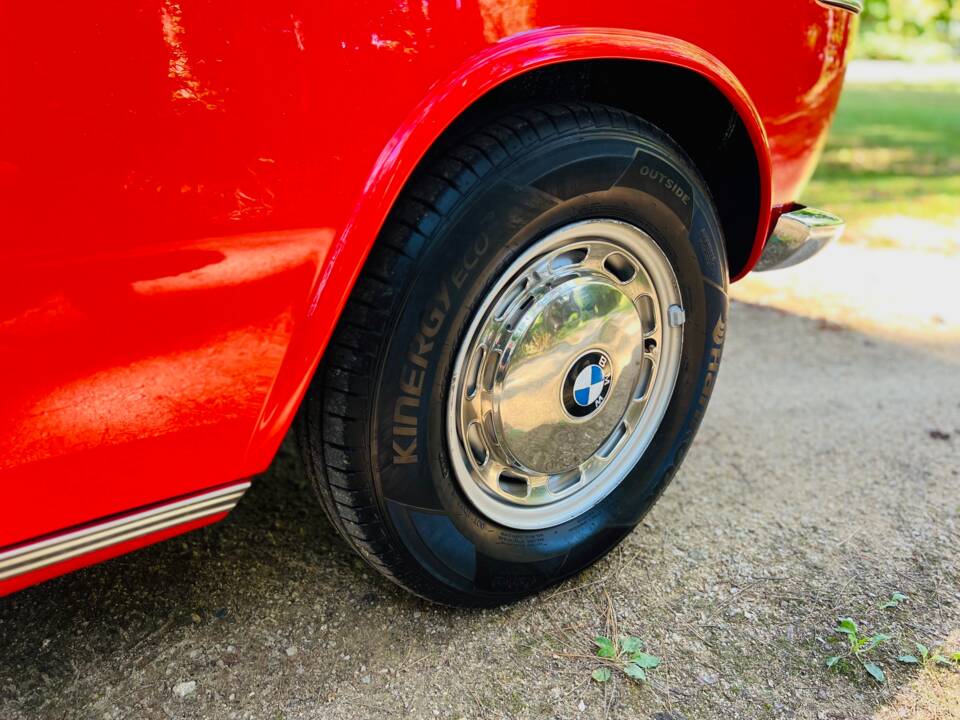 Image 41/142 of BMW 1600 Convertible (1970)