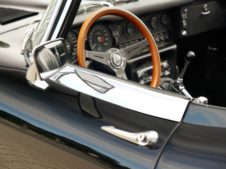 Bild 15/41 von Jaguar E-Type (1970)