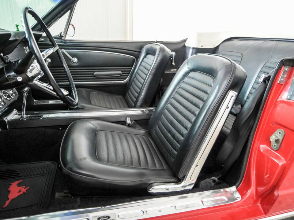 Image 15/50 of Ford Mustang 289 (1966)