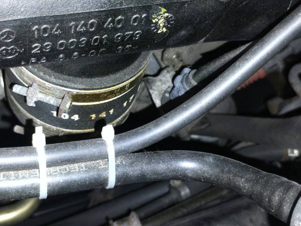 Image 18/22 of Mercedes-Benz E 280 T (1995)