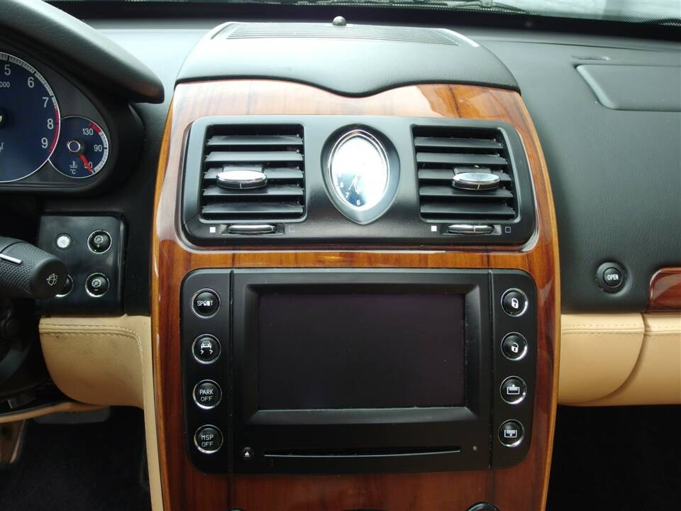 Bild 52/95 von Maserati Quattroporte 4.2 (2007)