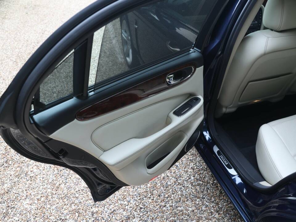 Afbeelding 27/34 van Jaguar XJR (2008)