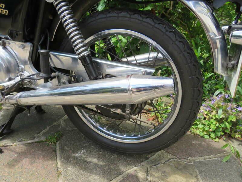 Image 40/47 of Norton Commando 850 Roadster (1974)