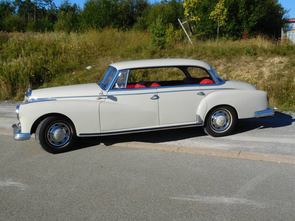 Bild 6/8 von Mercedes-Benz 300 d (1962)