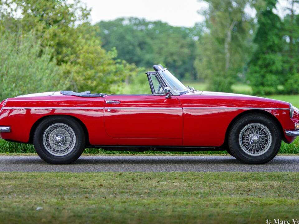 Image 11/39 de MG MGB (1964)