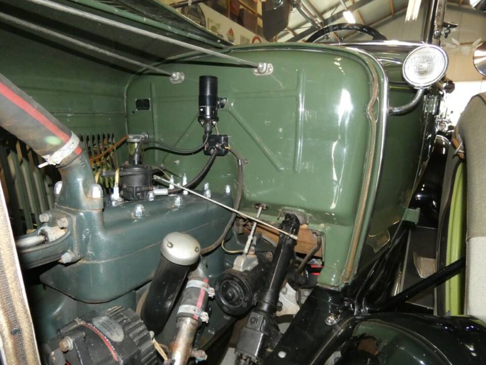 Image 16/22 of Ford Model A (1931)